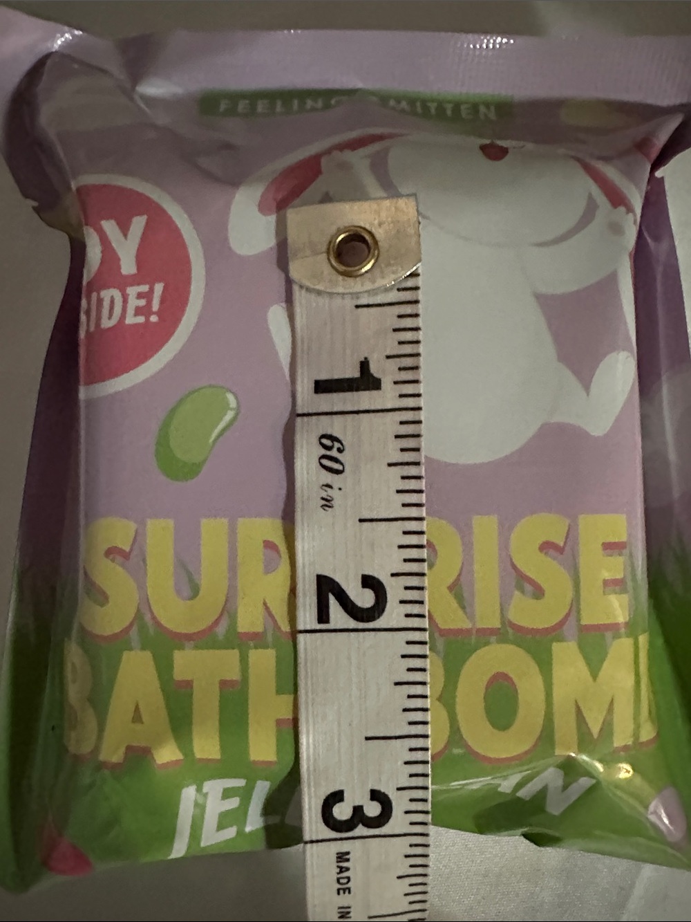 Feeling Smitten Jelly Bean Surprise Bath Bomb Toy Inside Vegan Cruelty Free NIP - Picture 3 of 8